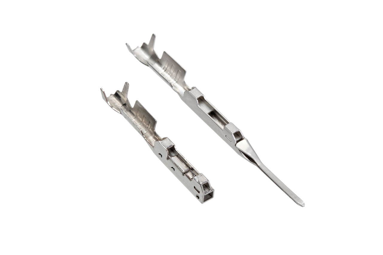 Male and female Squba crimp terminals. 